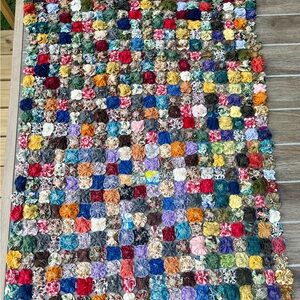 Vtg Antique YoYo Handmade Table Runner Quilt Throw Yo-yo’s BEAUTIFUL! 52”L x 25”